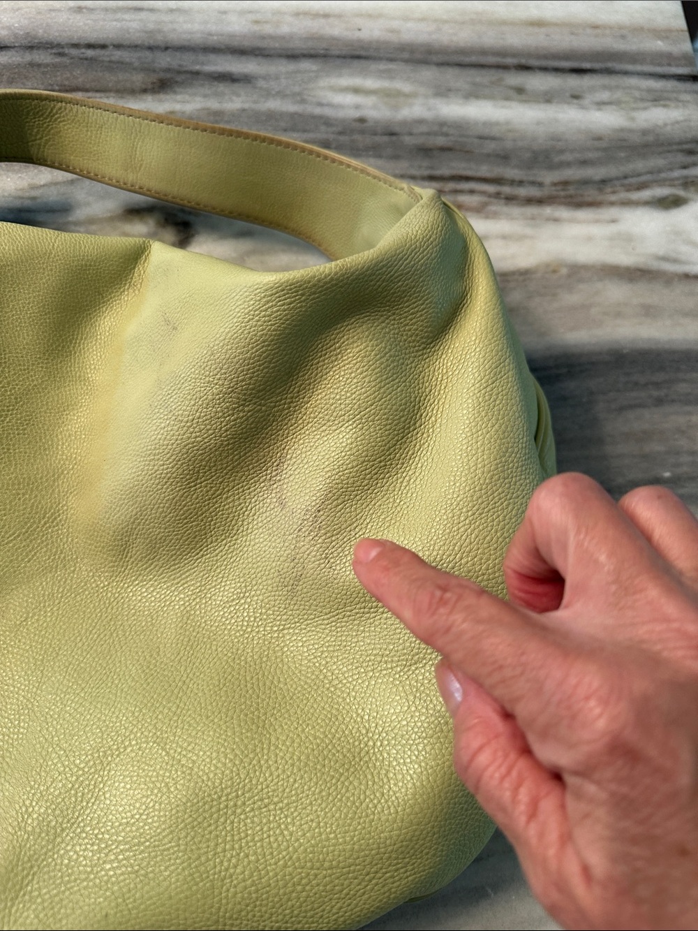 Marc Jacobs slouchy shoulder bag - Picture 9 of 9